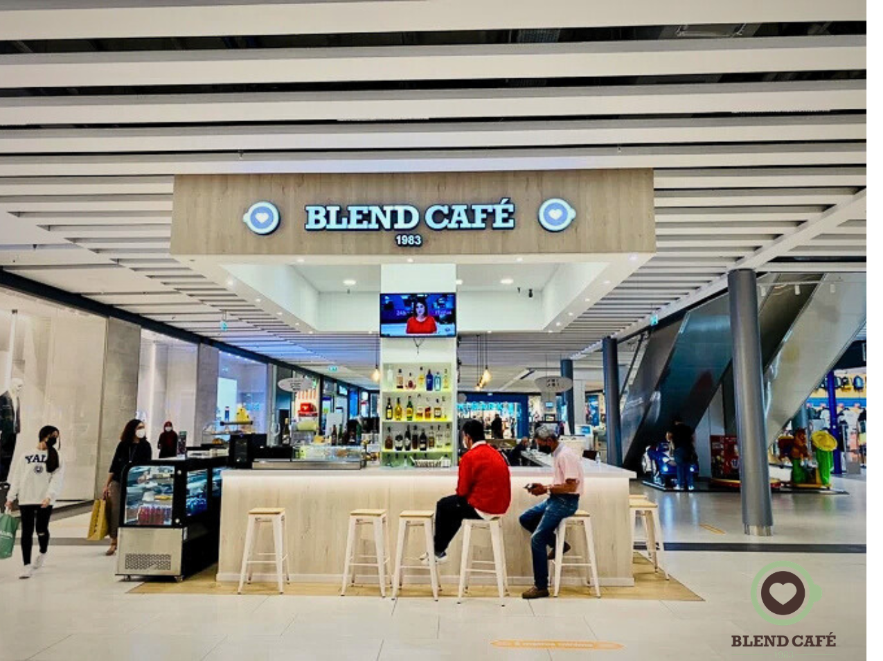 Interior acogedor de Blend Café, cafetería de especialidad en Málaga Centro, CC Darius, al lado de Primark